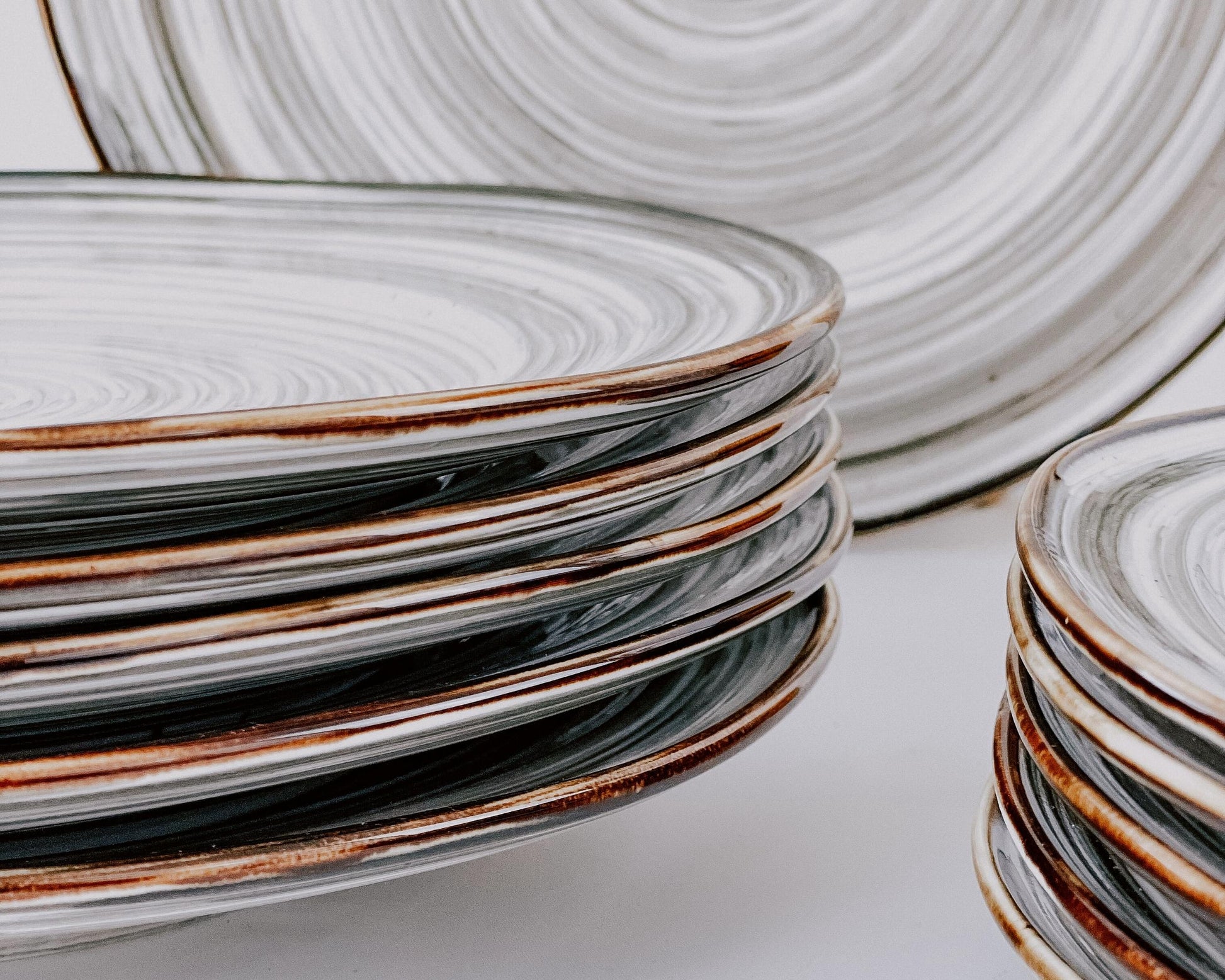 HanÃ³i Porcelain Round Starter Plate-2